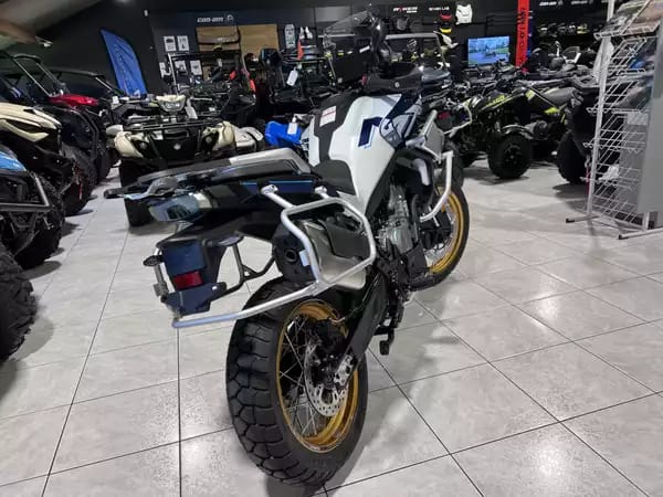 CF Moto 800 MT EXPLORER - Photo 2