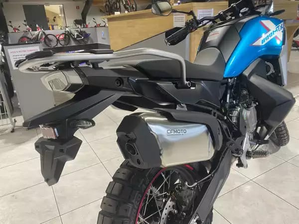CF Moto 800 MT X - Photo 3