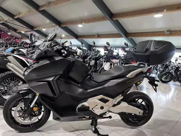 Honda Forza 750 750 - Photo 3