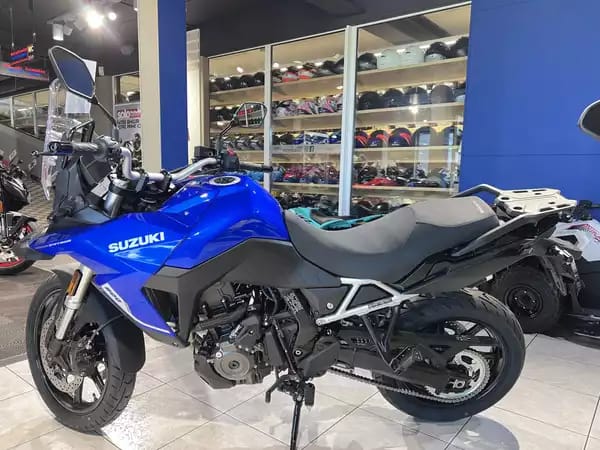 Suzuki V-Strom 800 - Photo 3