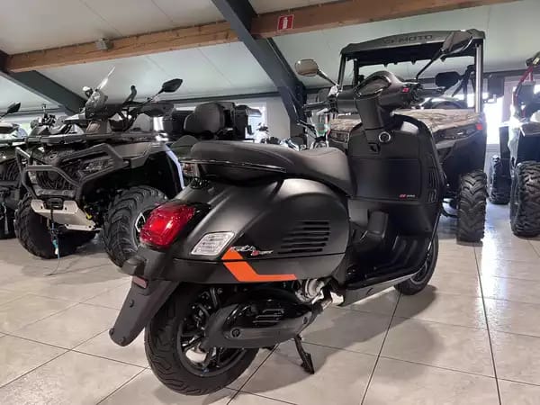 Vespa GTS Super Sport 310 - Photo 2