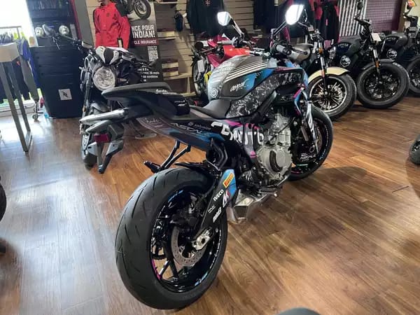 CF Moto 675 NK Réplica - Photo 2