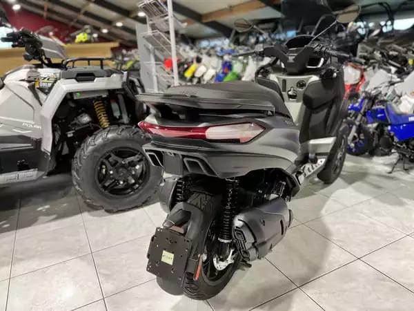 Piaggio MP3 530 - Photo 2