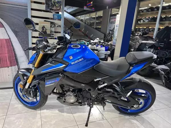 Suzuki GSX-S 1000 - Photo 3