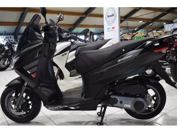 Aprilia SX 50 R CLASSE B 45/KM/H - Photo 3
