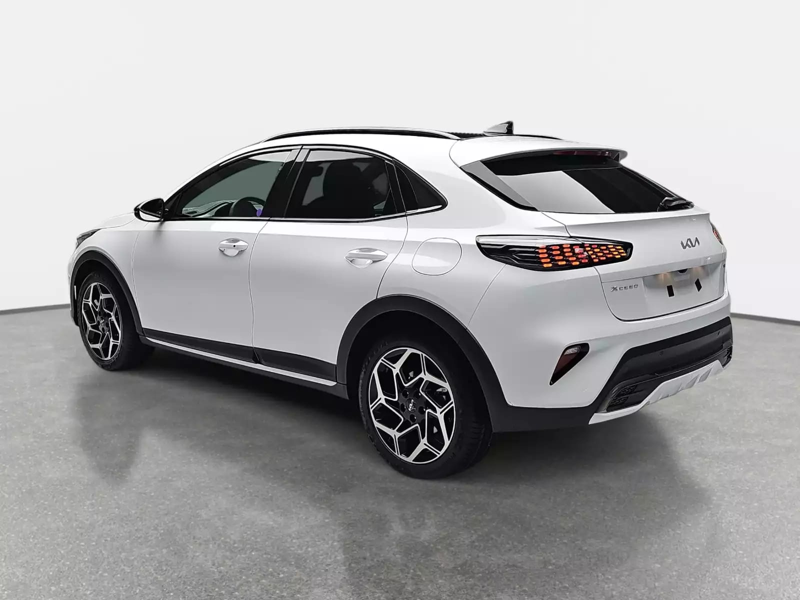 Kia XCeed 1.6 T-GDI DCT 140 GT-LINE - Photo 1