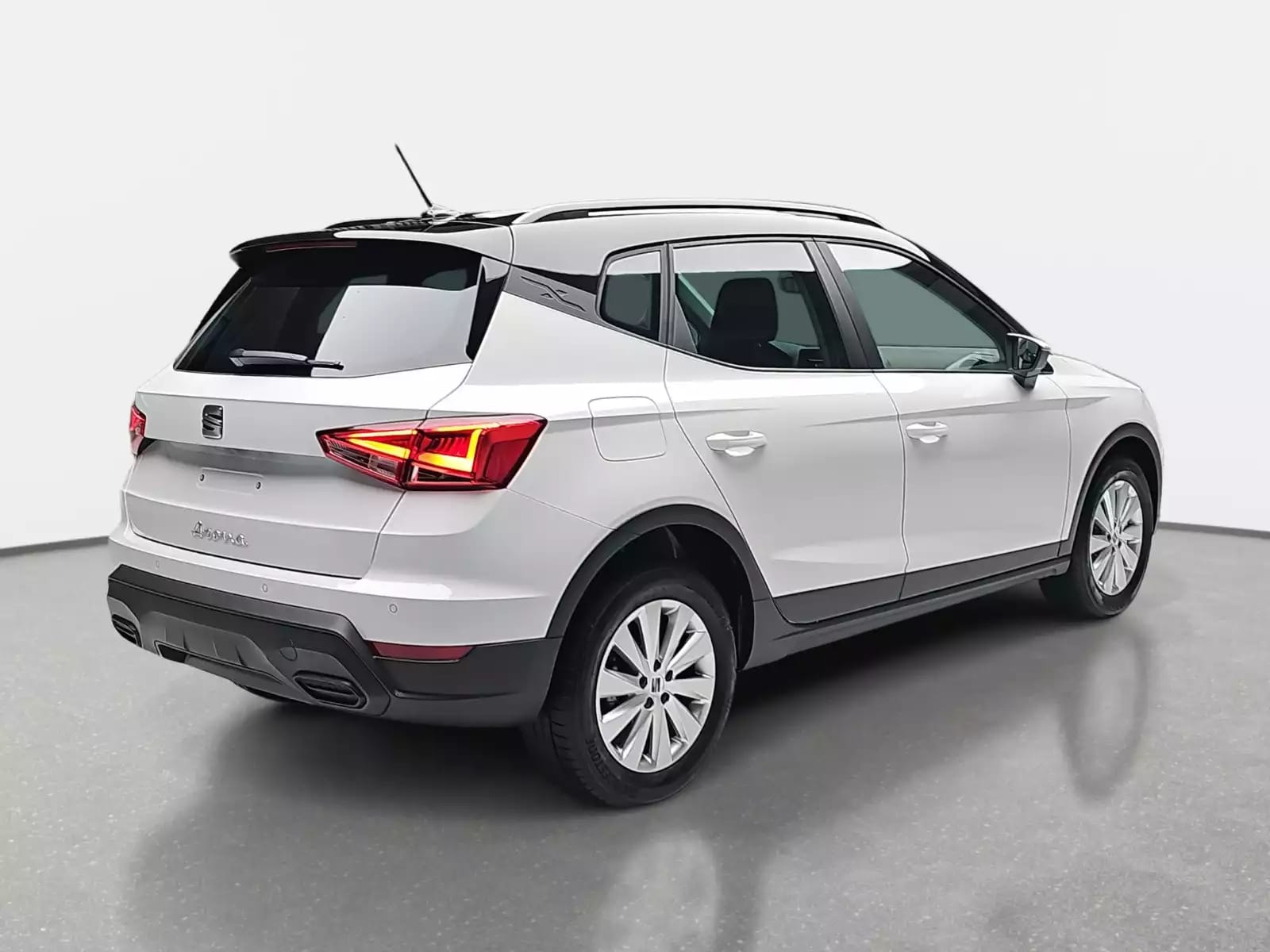 SEAT Arona 1.0 TSi 116 DSG Style - Photo 1