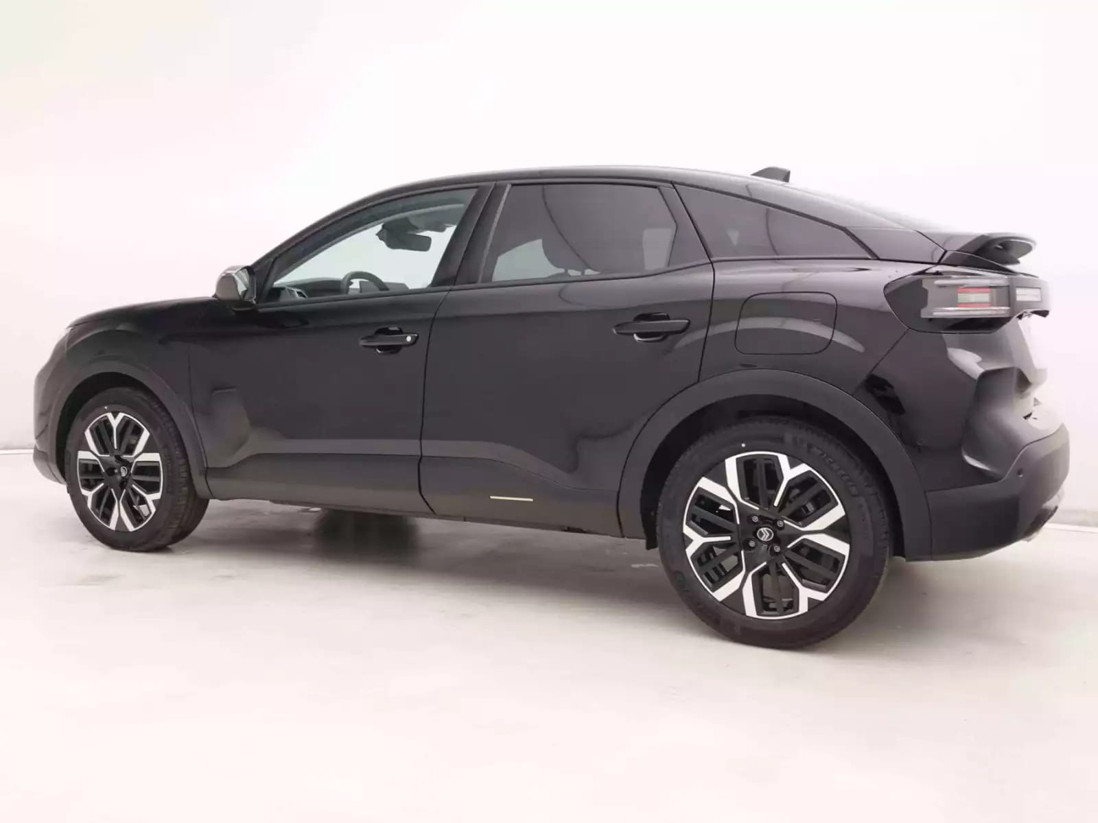 Citroën C4 1.2 Hybride 145 e-DC6 Max - Photo 1