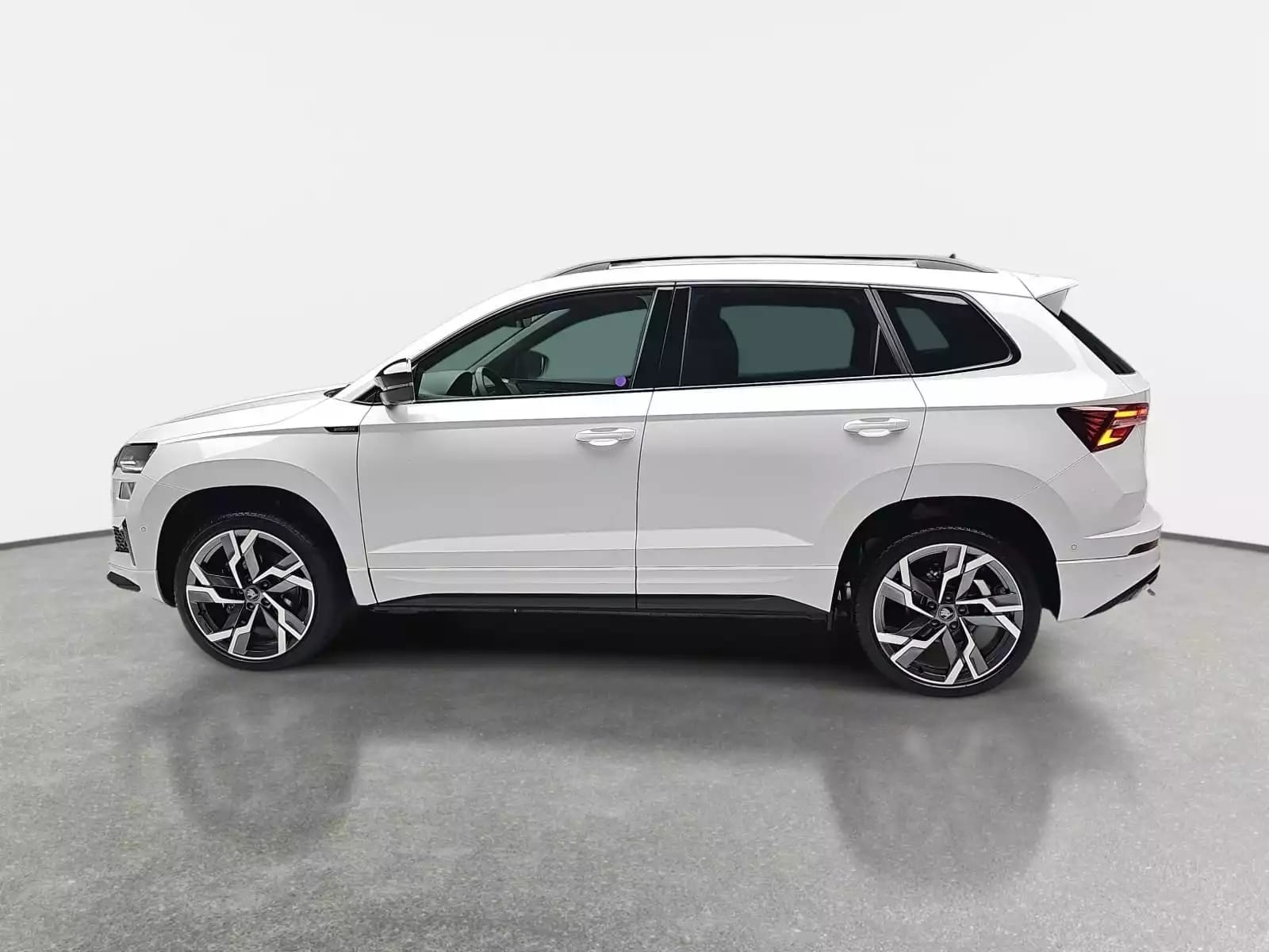 Skoda Karoq 1.5 TSi 150 DSG SPORTLINE - Photo 1