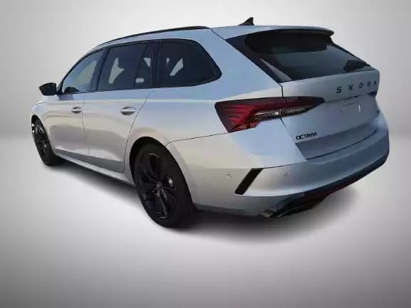 Skoda Octavia 2.0 TSi DSG 265 RS - Photo 2