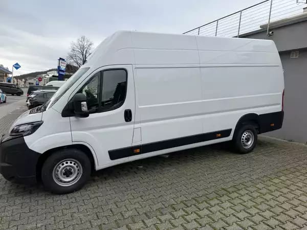 Peugeot Boxer 2.2 BlueHDI EAT8 190 L4H3 335 - Photo 2