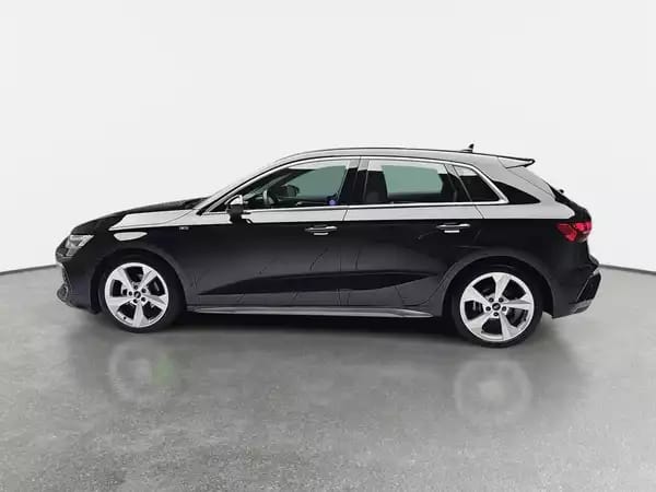 Audi A3 35 TFSi 150 Sportback S-tronic - Photo 2