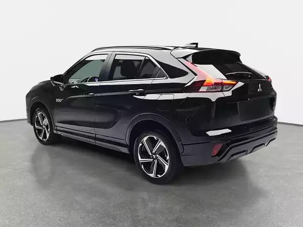 Mitsubishi Eclipse Cross 2.4 MIVEC PHEV CVT Select - Photo 3
