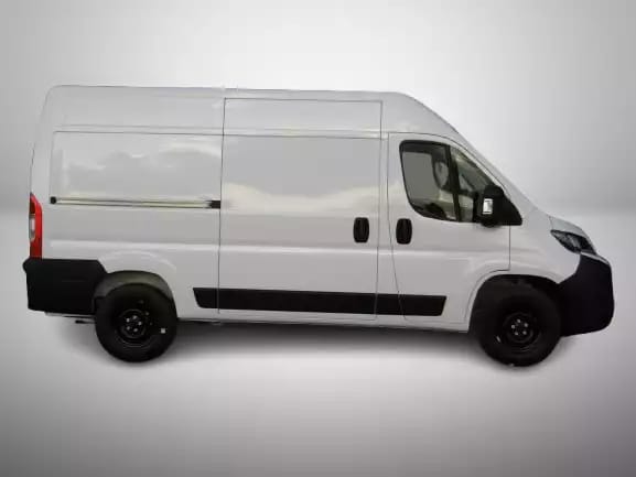Citroën Jumper 2.2 BlueHDI 140 L2H2 - Photo 2