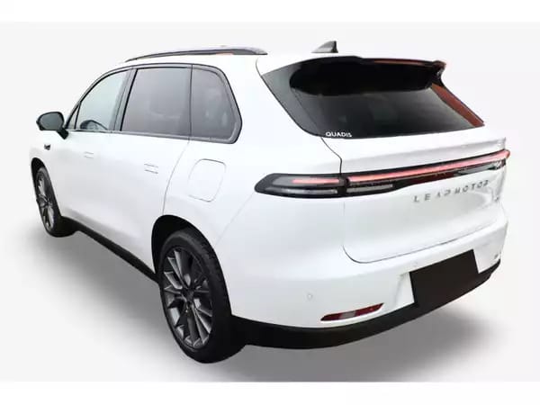 Leapmotor C10 1.5 PHEV 215 Automatique - Photo 3