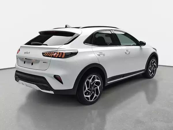 Kia XCeed 1.6 T-GDI DCT 150 GT-LINE - Photo 2