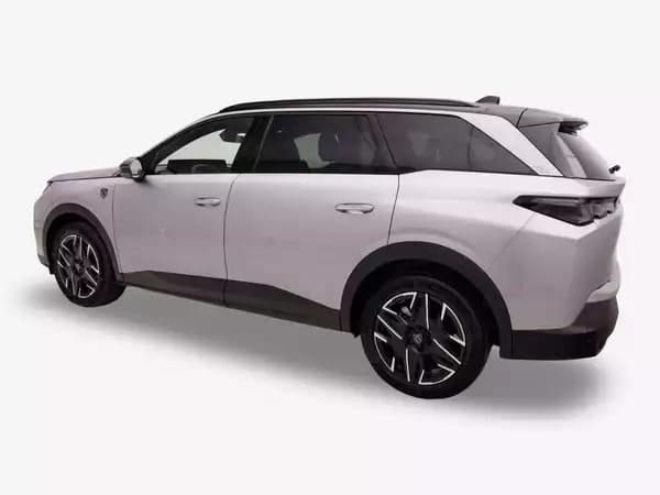 Peugeot 5008 1.2 PureTech 146 e-DSC6 GT - Photo 2