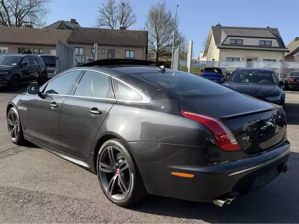 Jaguar XJR V8 551 EINZELSTüCK 25000km PANO NAVI MASSAGE service - Photo 2