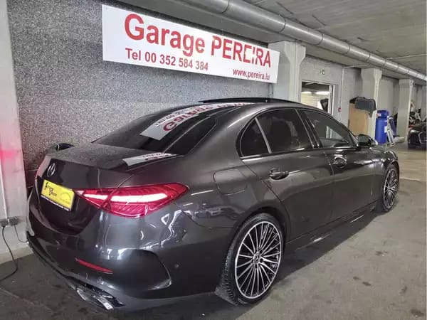 Mercedes-Benz C 180 AMG LINE PANO CUIR NAVI 1 HAND - Photo 2
