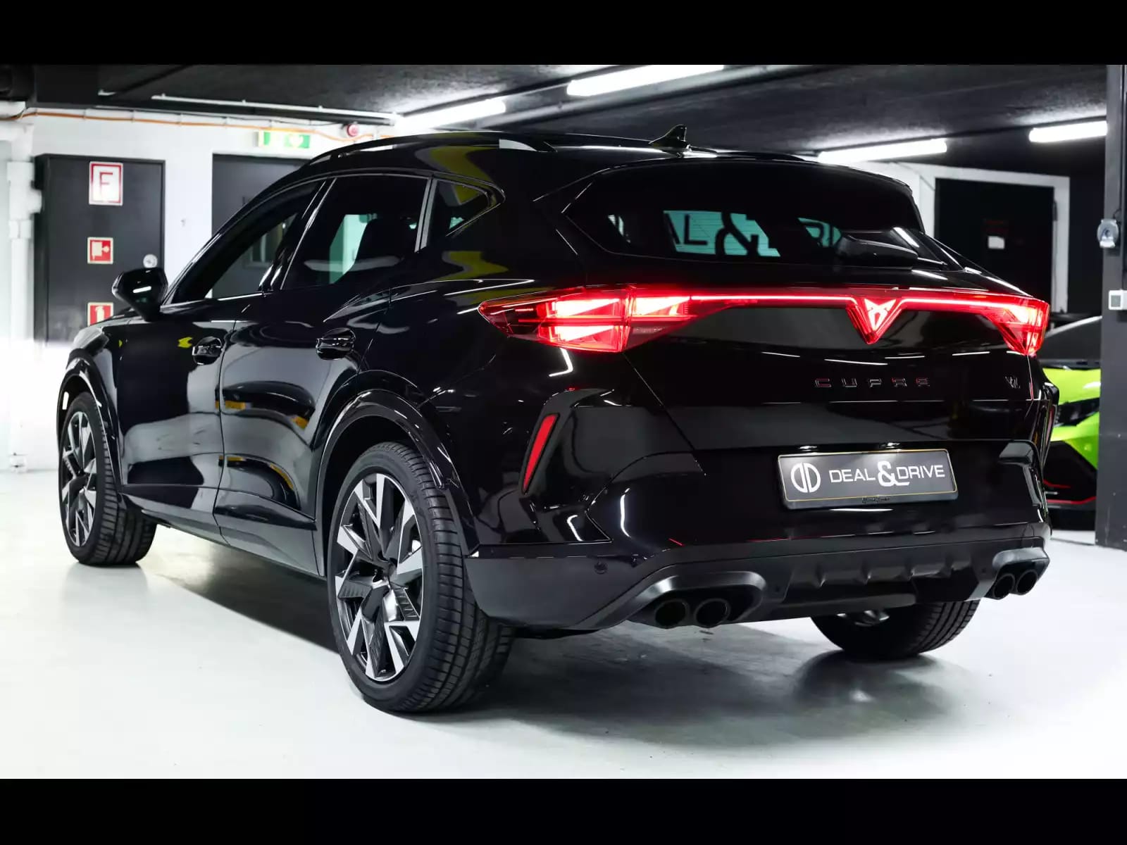 Cupra Formentor VZ 2.0 TSI 333 DSG7 4DRIVE (FACELIFT) - Photo 1