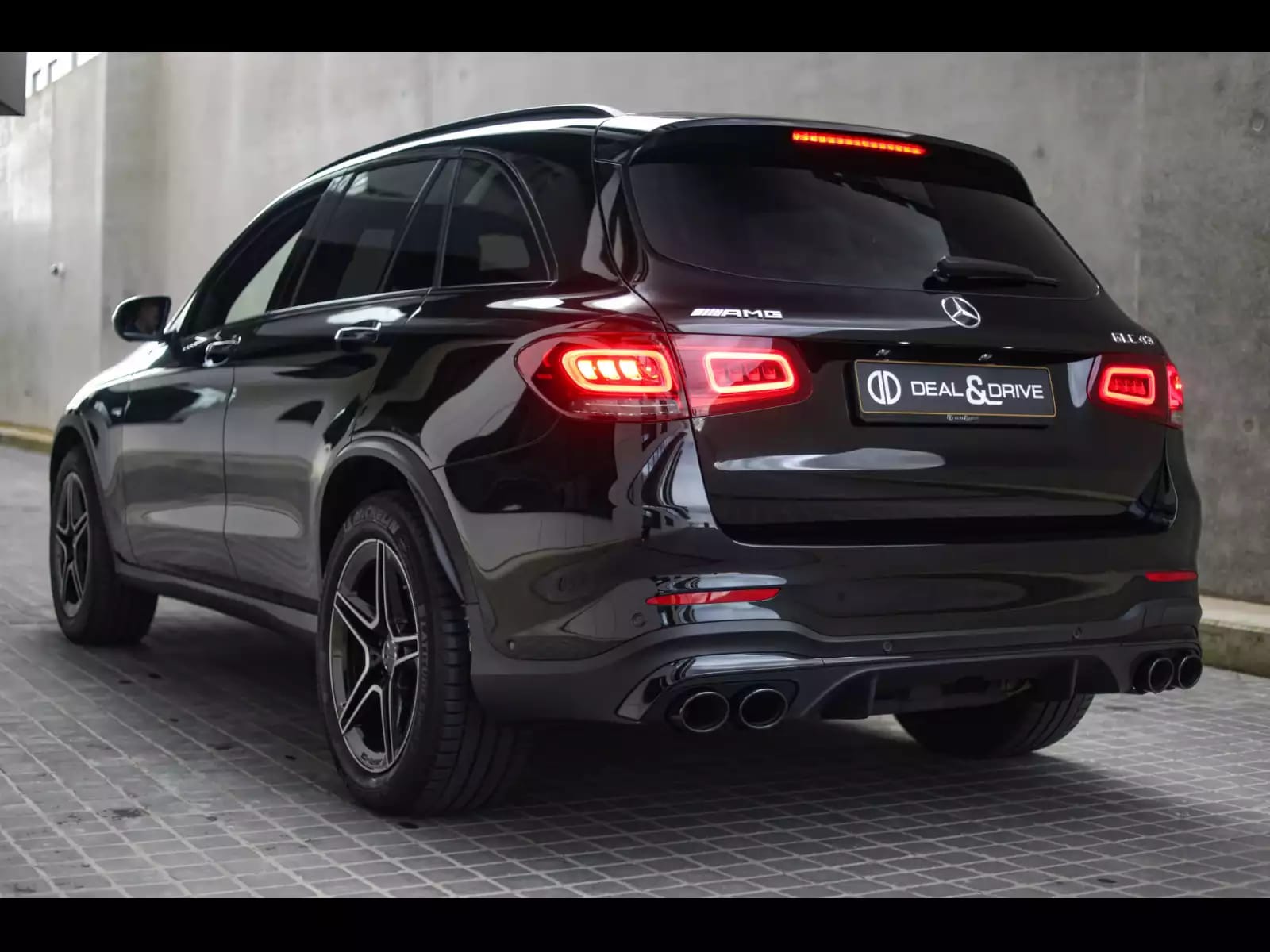 Mercedes-Benz GLC 43 AMG 4MATIC – OBSIDIAN BLACK - Photo 1