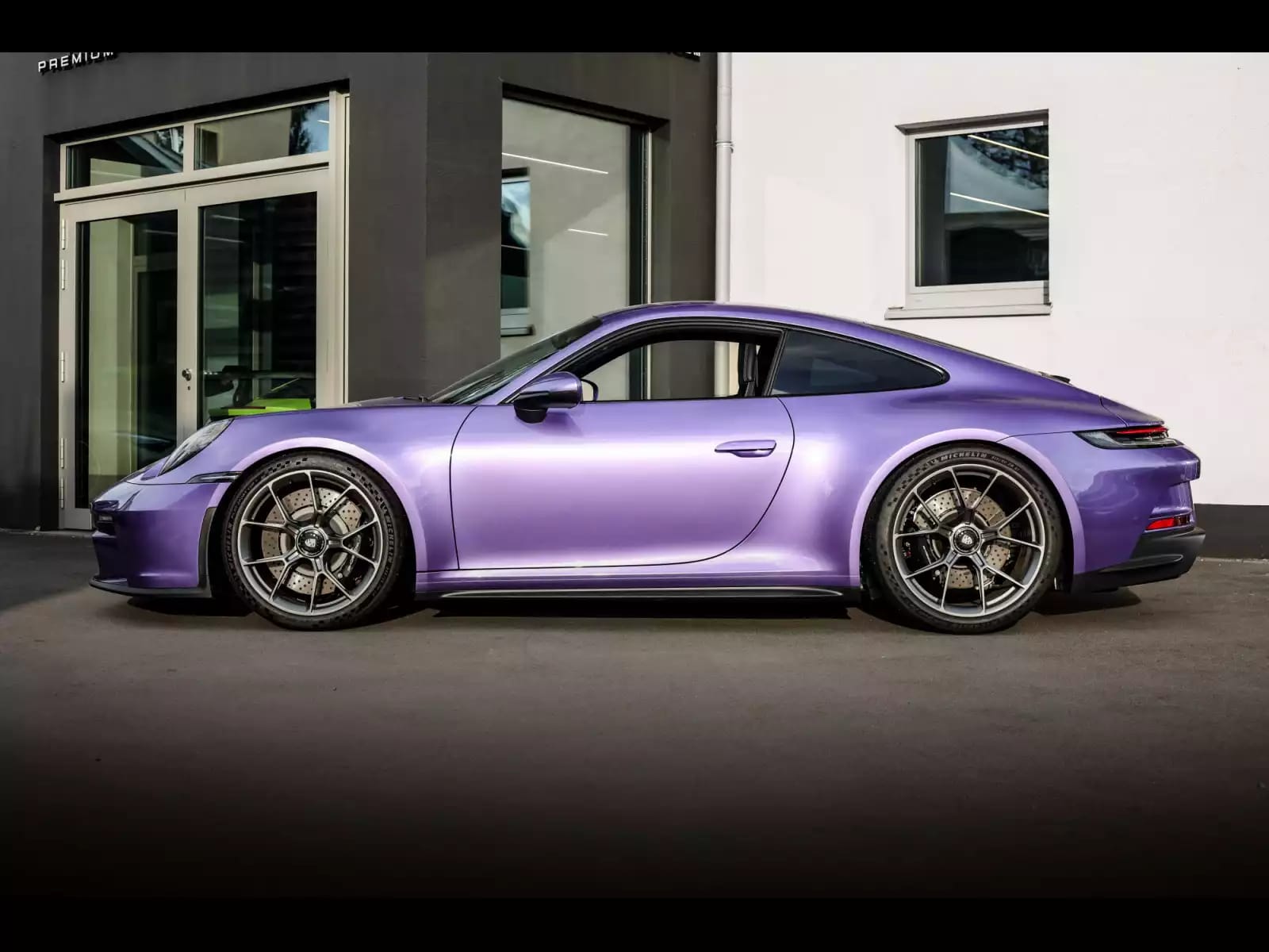 Porsche 992 .1 911 GT3 TOURING PDK – VIOLA PURPLE METALLIC PTS – PORSCHE APPROVED 03/2027 - Photo 1