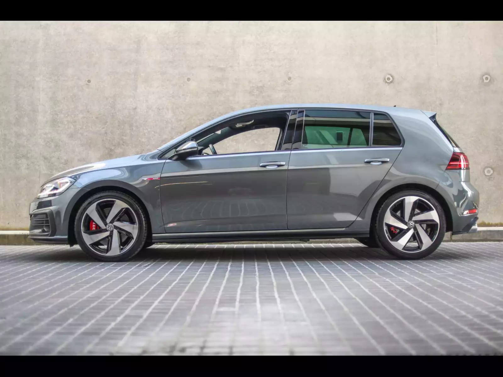 Volkswagen Golf VII 2.0 TSI GTI PERFORMANCE DSG7 – PACK BUSINESS PREMIUM - Photo 1