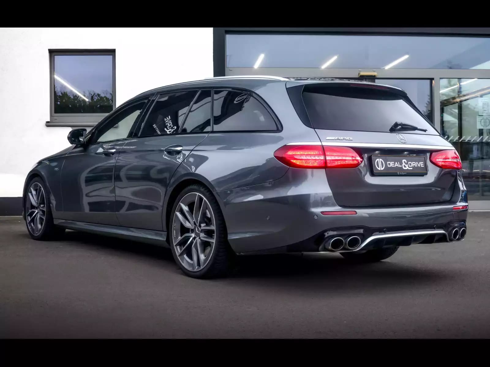 Mercedes-Benz E 53 AMG T-MODELL 4MATIC+ - Photo 1