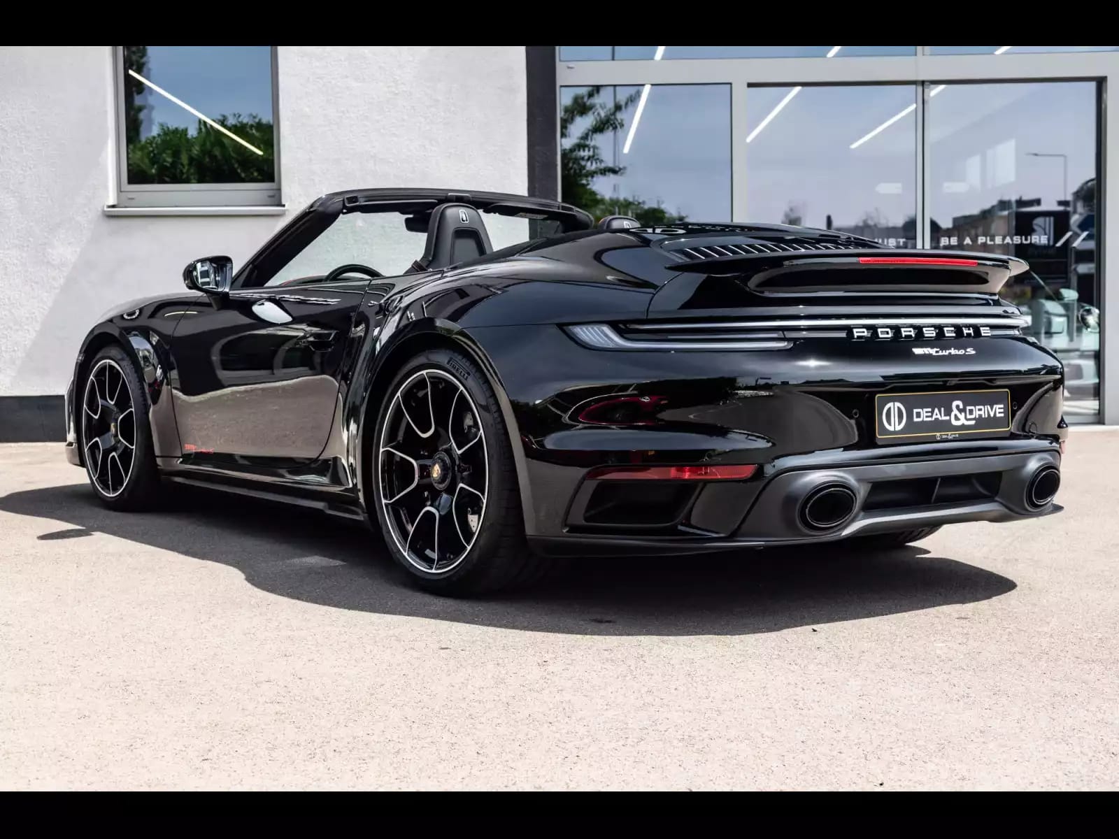 Porsche 911 (992.1) TURBO S CABRIOLET PDK (650 CH) – BLACK - Photo 1