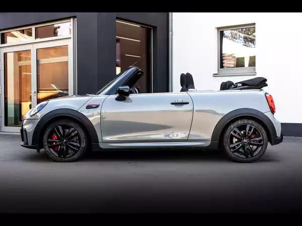MINI John Cooper Works Cabrio AUTO - Photo 2