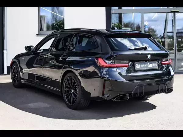BMW M3 TOURING XDRIVE - Photo 2
