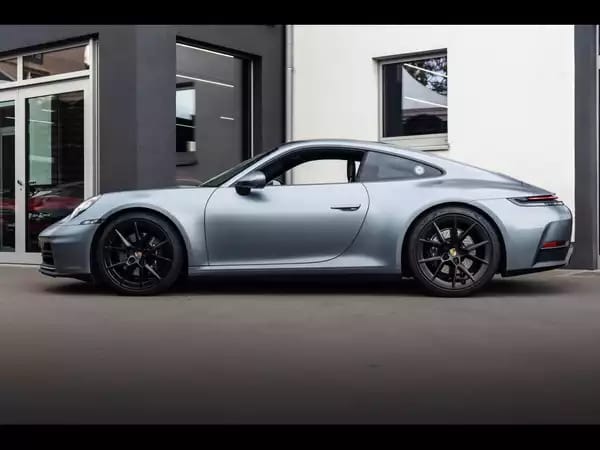 Porsche 992 .2 911 CARRERA T COUPE 6-SPEED MANUAL – VANADIUM GREY + SATIN PPF - Photo 2