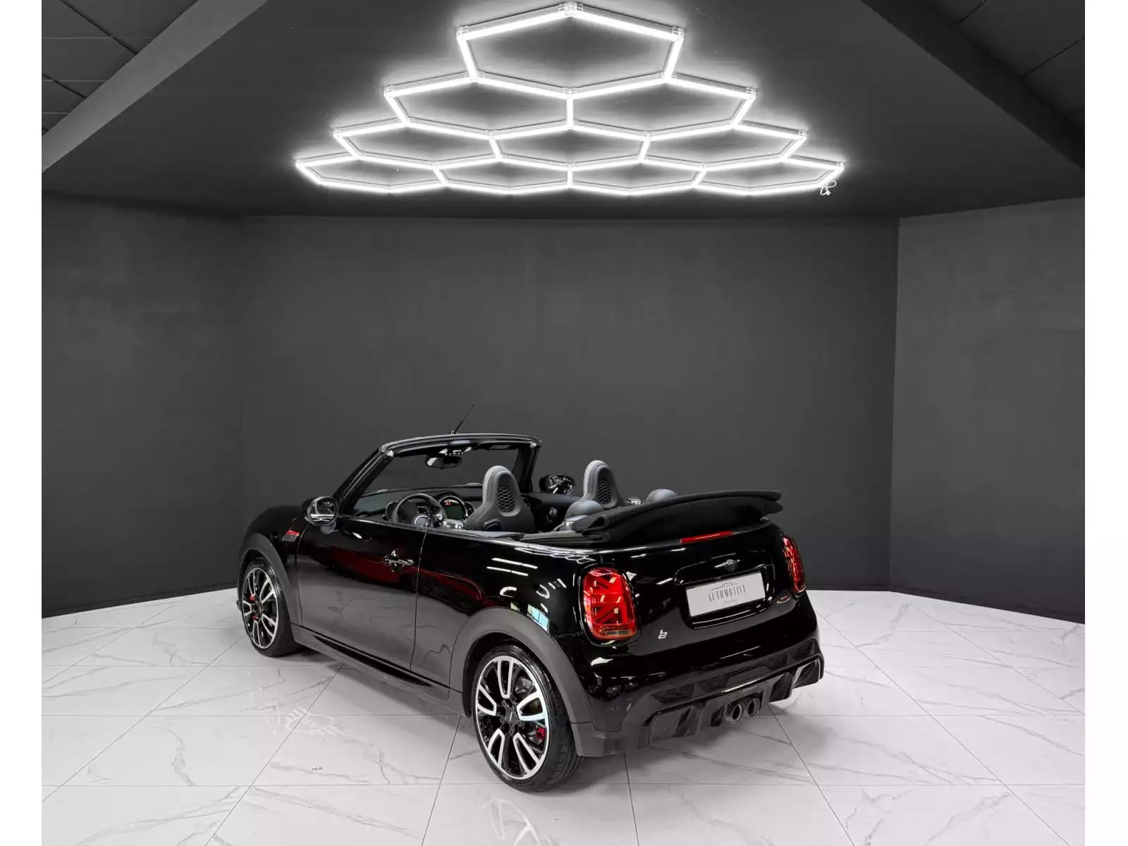 MINI John Cooper Works Cabrio JCW CABRIO - Photo 1