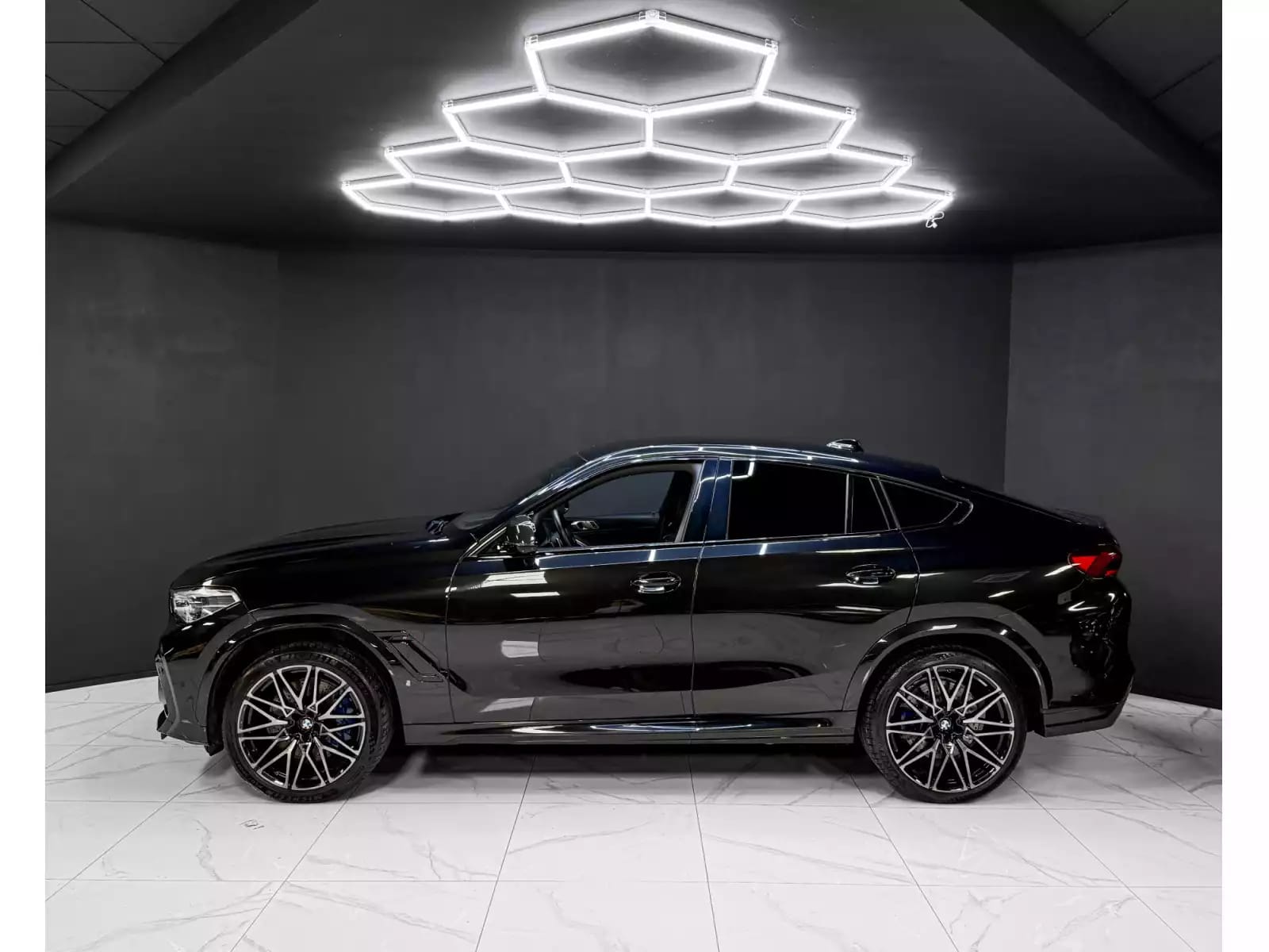 BMW X6 M COMPETITION / HK / 360 / SOFT CLOSE / MASSAGE - Photo 1