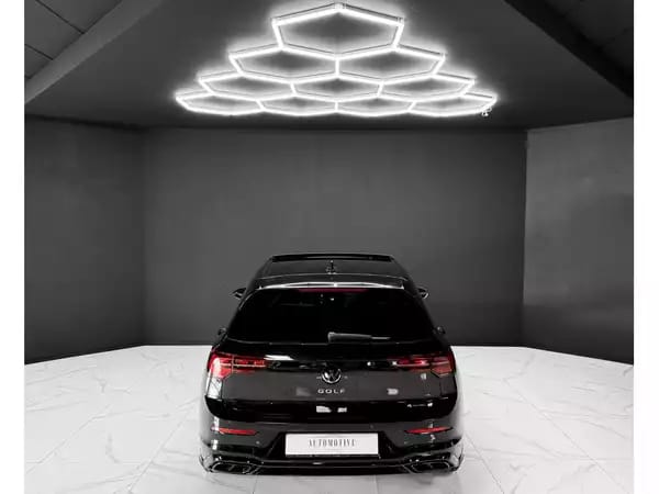 Volkswagen Golf VIII 2.0 R Line 4MOTION - Photo 3