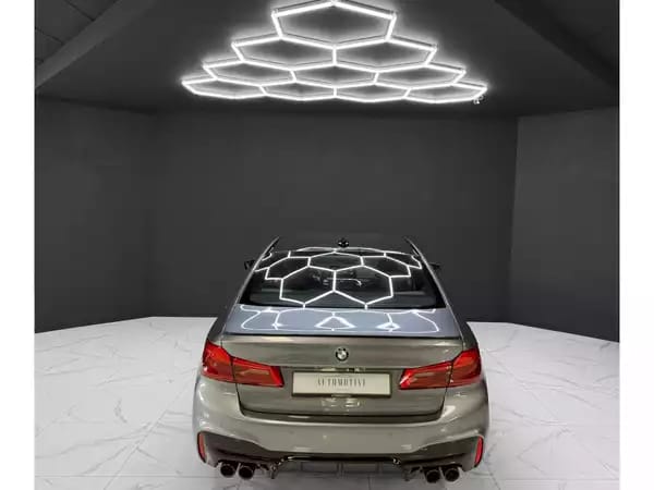 BMW M5 COMPETITION - Photo 3