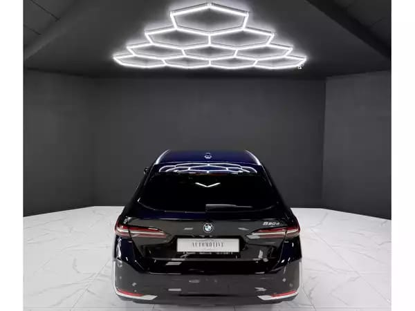 BMW 520 Touring - Photo 3