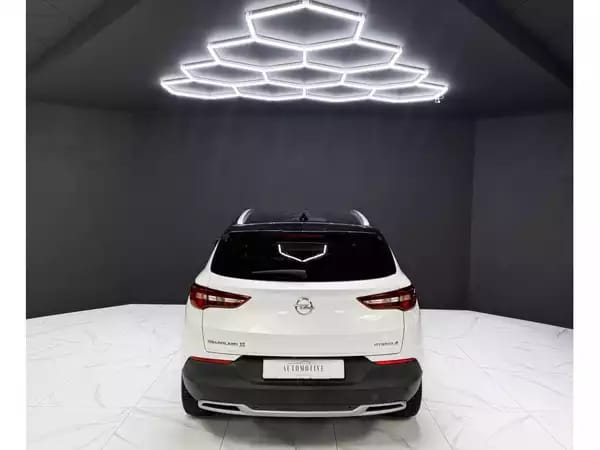 Opel Grandland X Hybrid4 300 Ultimate - Photo 3