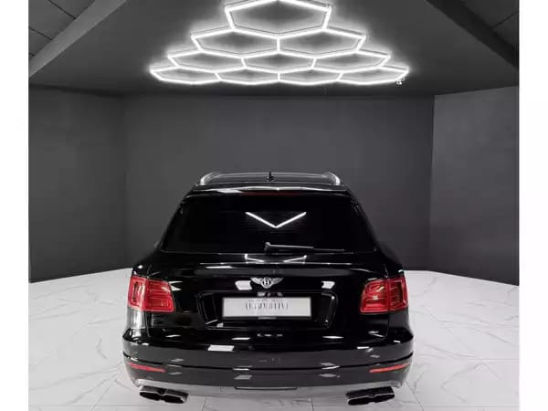 Bentley Bentayga 4.0 V8 / 1ST HAND / SERVICE NEW - Photo 3