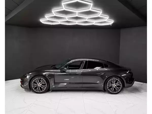 Porsche Taycan Performance Batterie / Sport Chrono / Pano / Dual Screen - Photo 2
