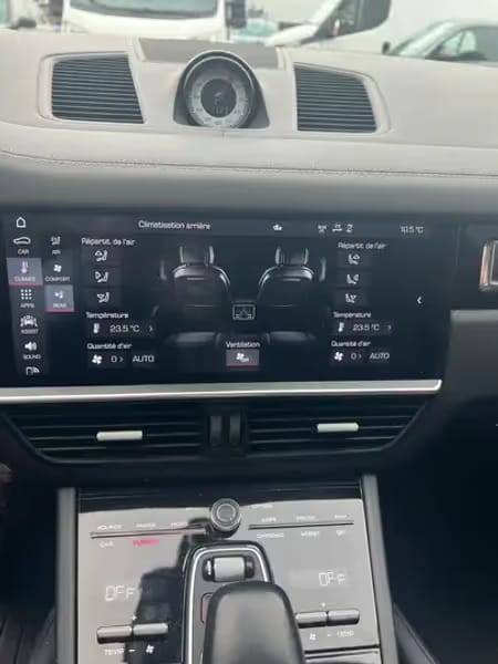 Porsche Cayenne Cayenne GTS Coupe Tiptronic S CARBONE PACK - Photo 3