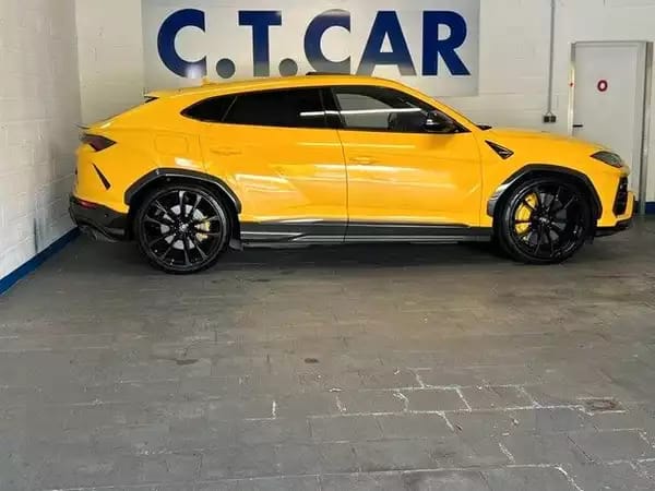 Lamborghini Urus 4.0 V8 *Neu Motor*Carbon HuD B&O PANO 23" - Photo 2