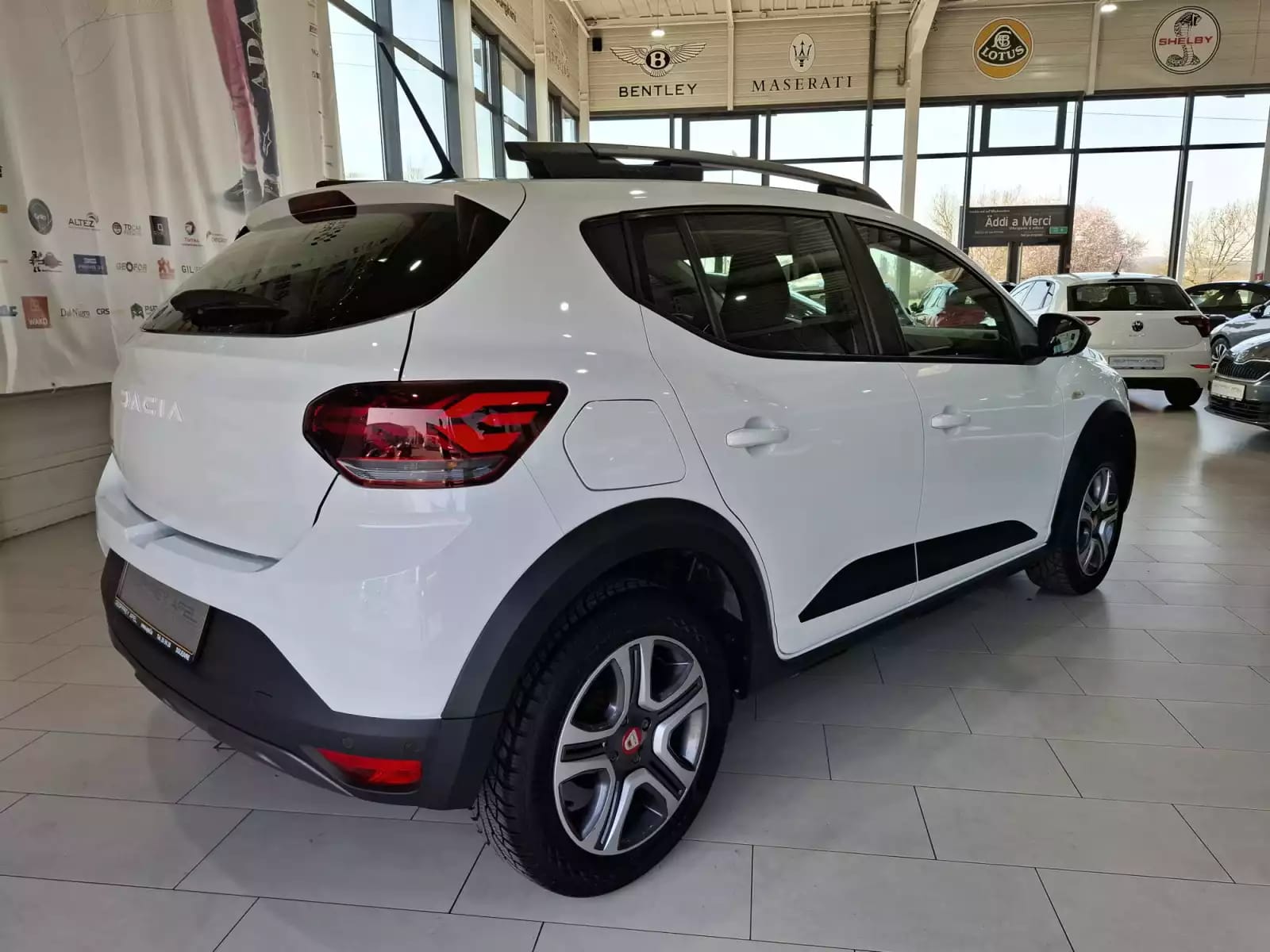 Dacia Sandero 1.0 TCe 90 Stepway, B.Auto., 1 HAND, CAMERA, NAVI, PDC, REGULATEUR / LIMITEUR, ANGLE MORT, - Photo 1