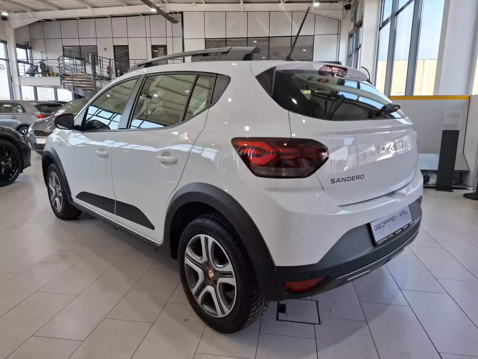 Dacia Sandero 1.0 TCe 90 Stepway, B.Auto., 1 HAND, CAMERA, NAVI, PDC, REGULATEUR / LIMITEUR, ANGLE MORT, - Photo 1