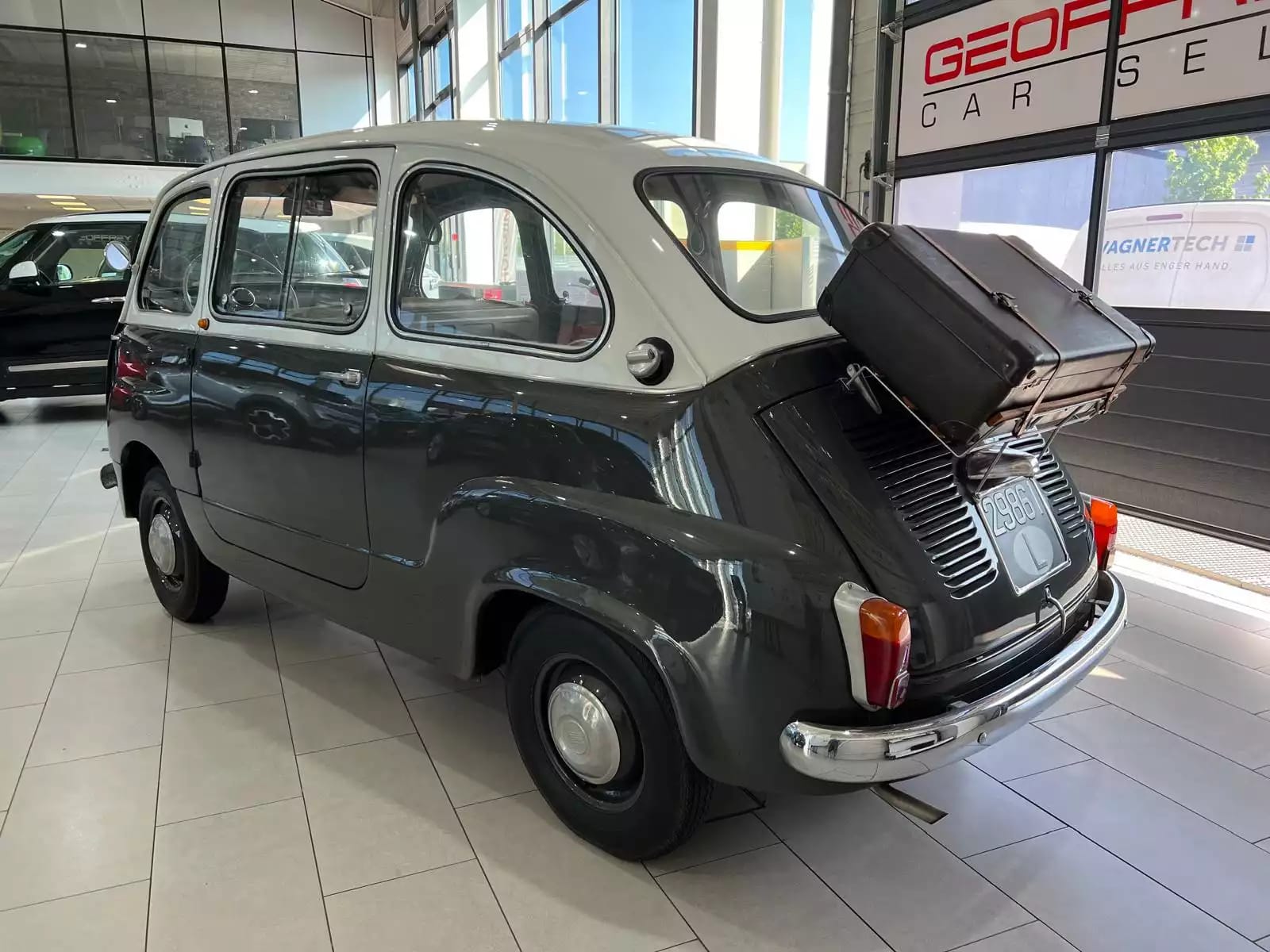 Fiat Multipla 600 - Photo 1