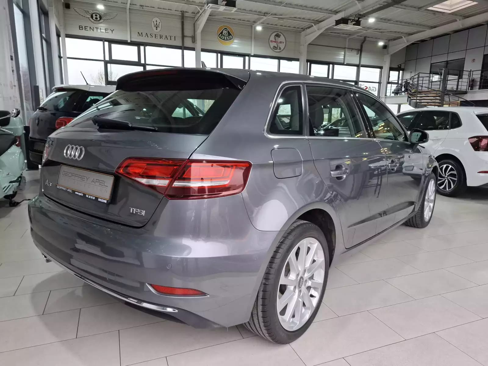 Audi A3 30 TFSI 116 SPORTBACK S-TRONIC DESIGN, CUIR, NAVI, XENON, LED, PDC, 1 HAND - Photo 1