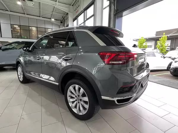 Volkswagen T-Roc 1.5 TSI 150 DSG STYLE,VIRTUAL, KAMERA,NAVI, CARPLAY, LED, CUIR,1 HAND - Photo 2