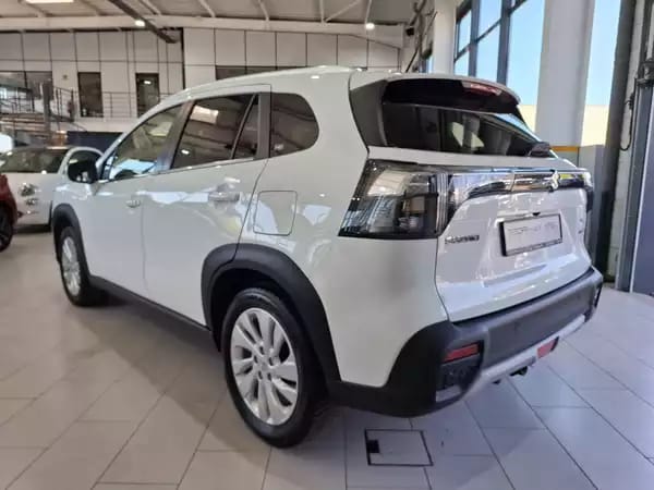 Suzuki S-Cross 1.4 TURBO HYBRID,1 HAND, CAMERA, CLIMA AUTO, CARPLAY, ALU 17'', ASS. LIGNES, ANGLE MORT, REGULATEUR, LED, ATT. REMORQUE - Photo 2
