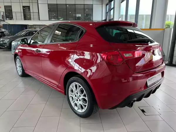 Alfa Romeo Giulietta 1.4 SPORT 120 , 1HAND, CARPLAY, CAMERA, LED, GARANTIE - Photo 2