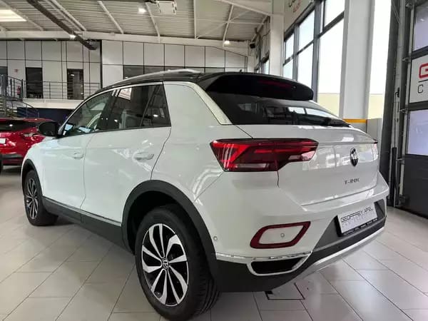 Volkswagen T-Roc 1.5 TSI 150 DSG STYLE,1 HAND,VIRTUAL,KAMERA,NAVI,CARPLAY,LED,CUIR,IQ-LIGHT - Photo 2